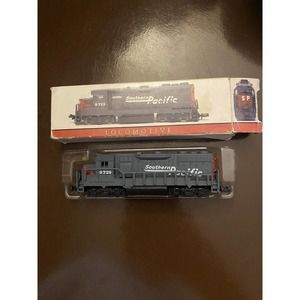 Readers Digest Collector Southern Pacific Locomotive Box Railroad Train with Box